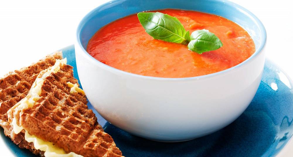 Tomatsuppe med vaffeltoast