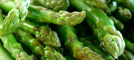 Knasende sprø asparges
