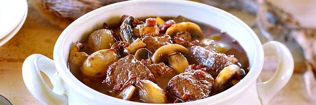 Be inn på en fyldig elggryte