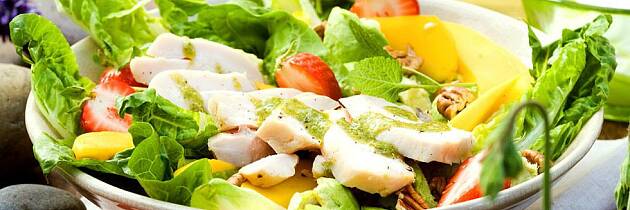 Dette er en salat du garantert blir mett og glad av