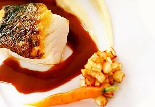 Slik gjør du torsk til et vinterlig festmåltid