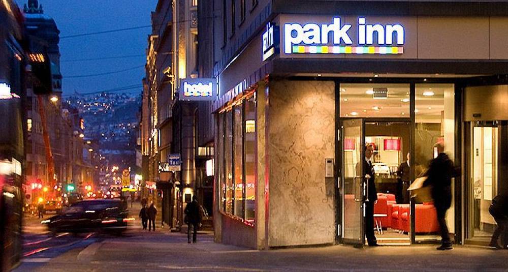 Gjerde Blir sjef ved Park Inn