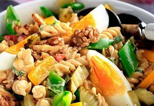 Lag middagen før du går på jobb eller spar den til det kniper