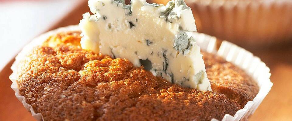 Slik får du fart på muffinsene - smak av pepperkake og blåmuggost