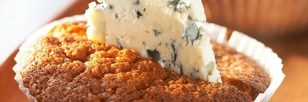 Slik får du fart på muffinsene - smak av pepperkake og blåmuggost