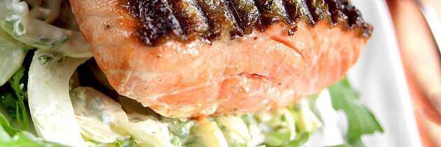 Prøv noe nytt med laksen fra grillen