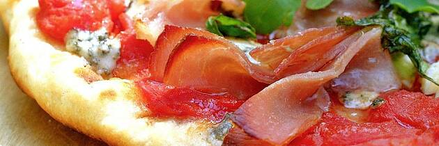 Alle skal med. Inviter til pizzadugnad
