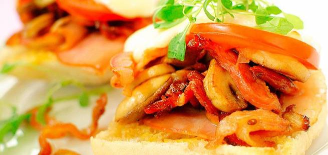 Snaddersandwich med sopp og bacon