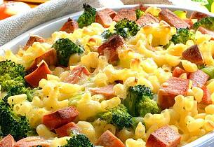 Mandagen blir ekstra god med makaronigrateng på middagsbordet