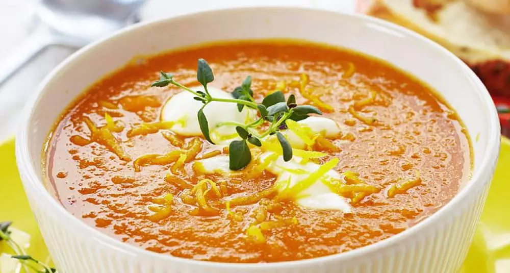 Gulrot- og appelsinsuppe