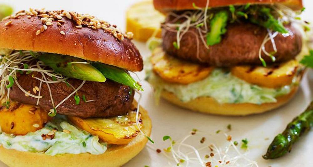 Sliders med grillet portobellosopp og squash