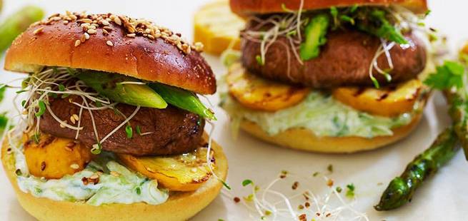 Sliders med grillet portobellosopp og squash