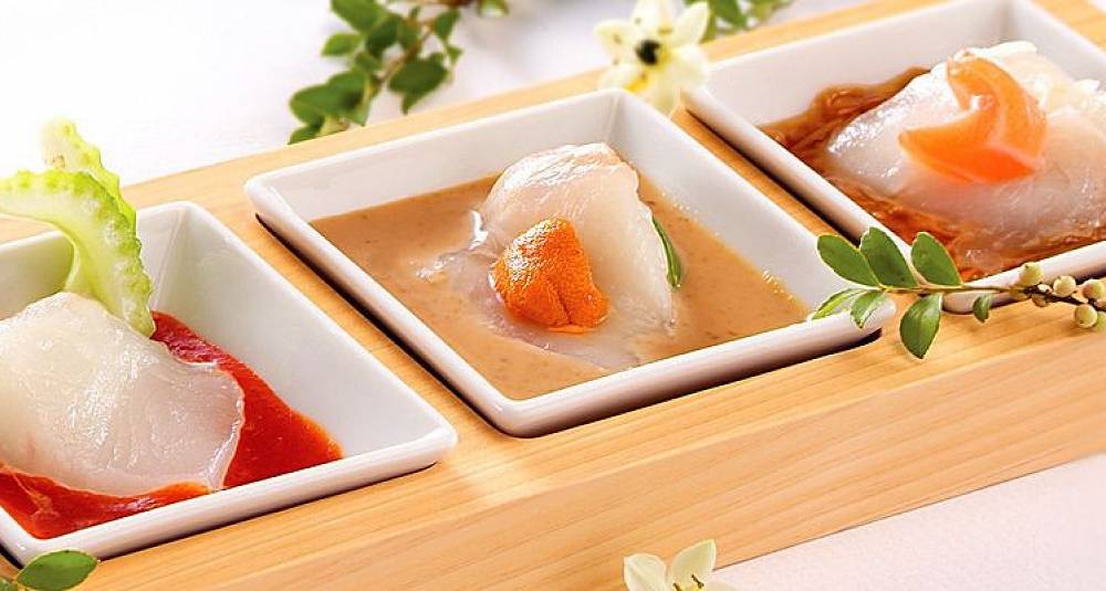 Sashimi av kveite med tre sauser