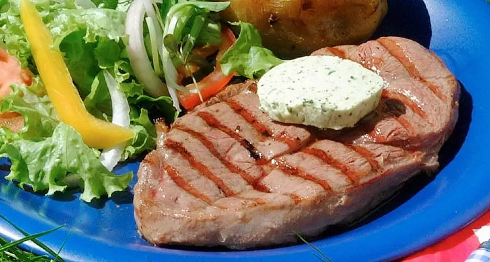 Grillede lammeskiver med mynte