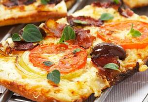 Selv en hurtigpizza som denne smaker perfekt