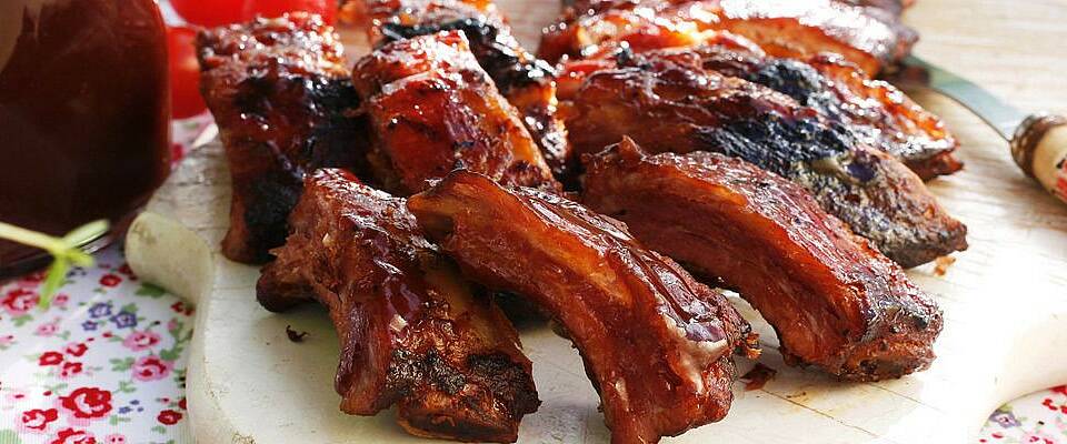 Spareribs fra grillen takker alle ja til