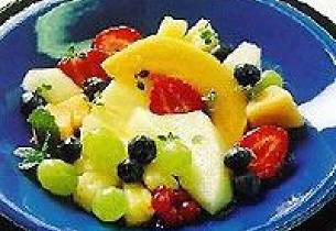 Urtemarinert fruktsalat