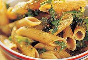 Pastasalat med pesto
