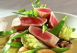 Karrikremet blåskjellsuppe med tunfisk