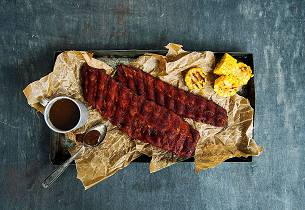 Spareribs med kålsalat