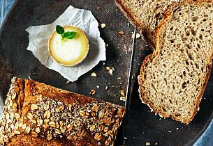 Å bake brød er fantastisk terapi som også gir stor belønning i form av god smak og en følelse av å lykkes