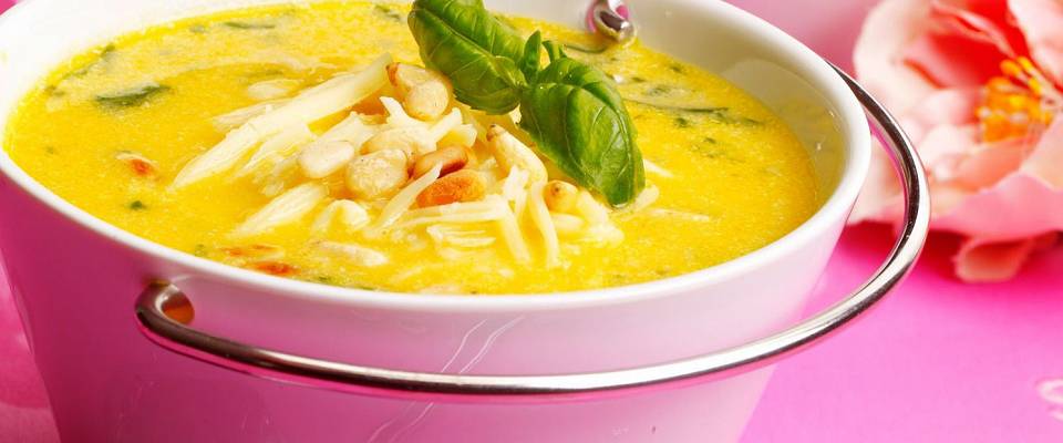 Av den populære søtpoteten lager du en skikkelig smaksrik suppe