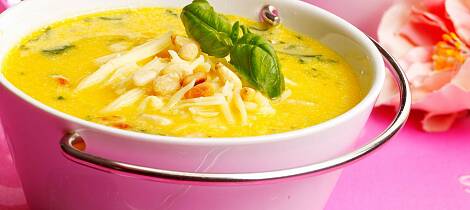 Av den populære søtpoteten lager du en skikkelig smaksrik suppe