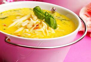 Av den populære søtpoteten lager du en skikkelig smaksrik suppe