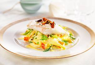Kveite med smørsaus og mandelpotetpure