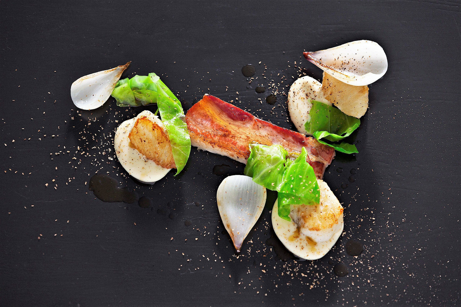 hvit bacalao hvit saus og sideflesk aperitif no