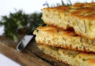 Slik lager du enkelt focaccia