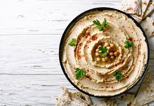 Slik lager du hummus