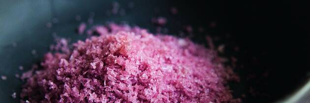 Lager fingersalt med rødvin og chili. Bedre krydder får du knapt