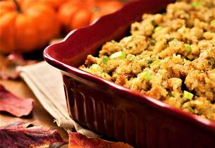 Cornbread dressing - maisbrød-stuffing til kalkun