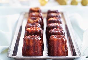 Canelés med smak av vanilje og appelsin