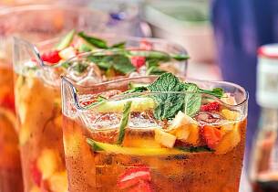 Dette er den perfekte piknik- og hagefestdrinken