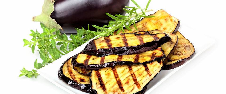 Grillet aubergine bare må prøves