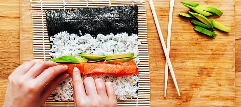 Lær deg kunsten å lage sushi
