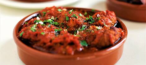Fredag er perfekt som tapasdag - og disse kjøttbollene gjør susen