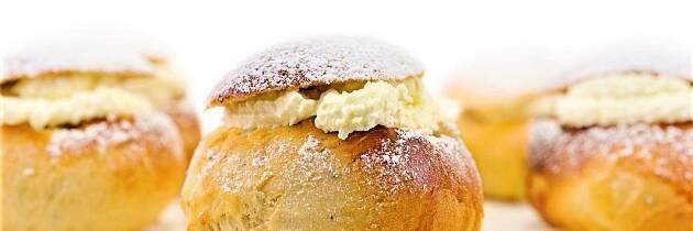 Bak disse fristende bollene til fastelavn