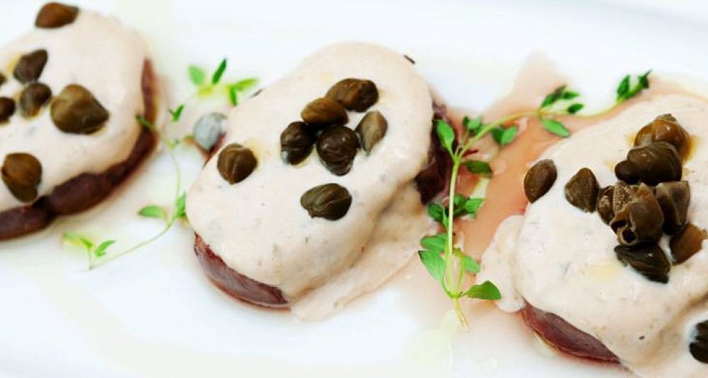 Kalvefilet med tunfisksaus vitello tonnato