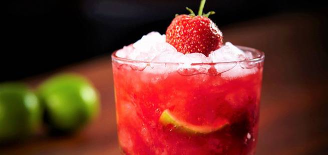 Strawberry Mojo drinkoppskrift