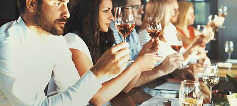 Øk din vinkunnskap med Apéritifs vinskole