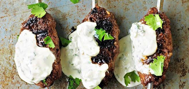 Kofta med yoghurt - Tyrkiske kjøttboller