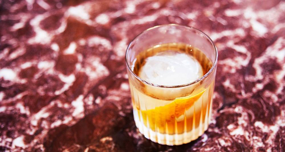 Rum old fashioned drinkoppskrift