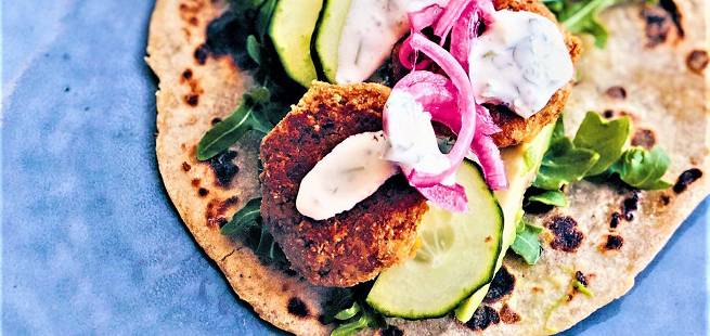 Studentfalafel med hjemmelagde potetlomper