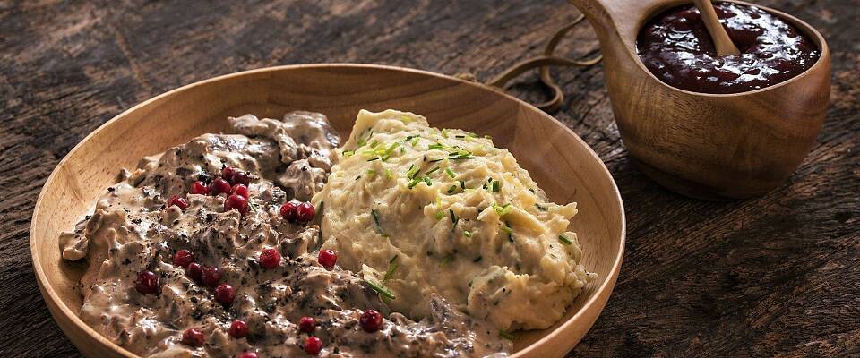 I dag er det samenes nasjonaldag. Det feires med en vri på finnbiff