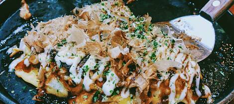 Hekta på sushi og ramen? Da må du prøve denne japanske klassikeren okonomiyaki