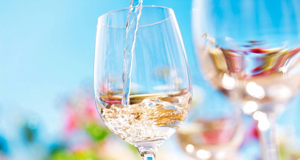 Her får du smake alt fra petit chablis til sjelden grand cru på magnumflaske