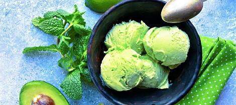 Med avocado blir iskremen rene helsekosten